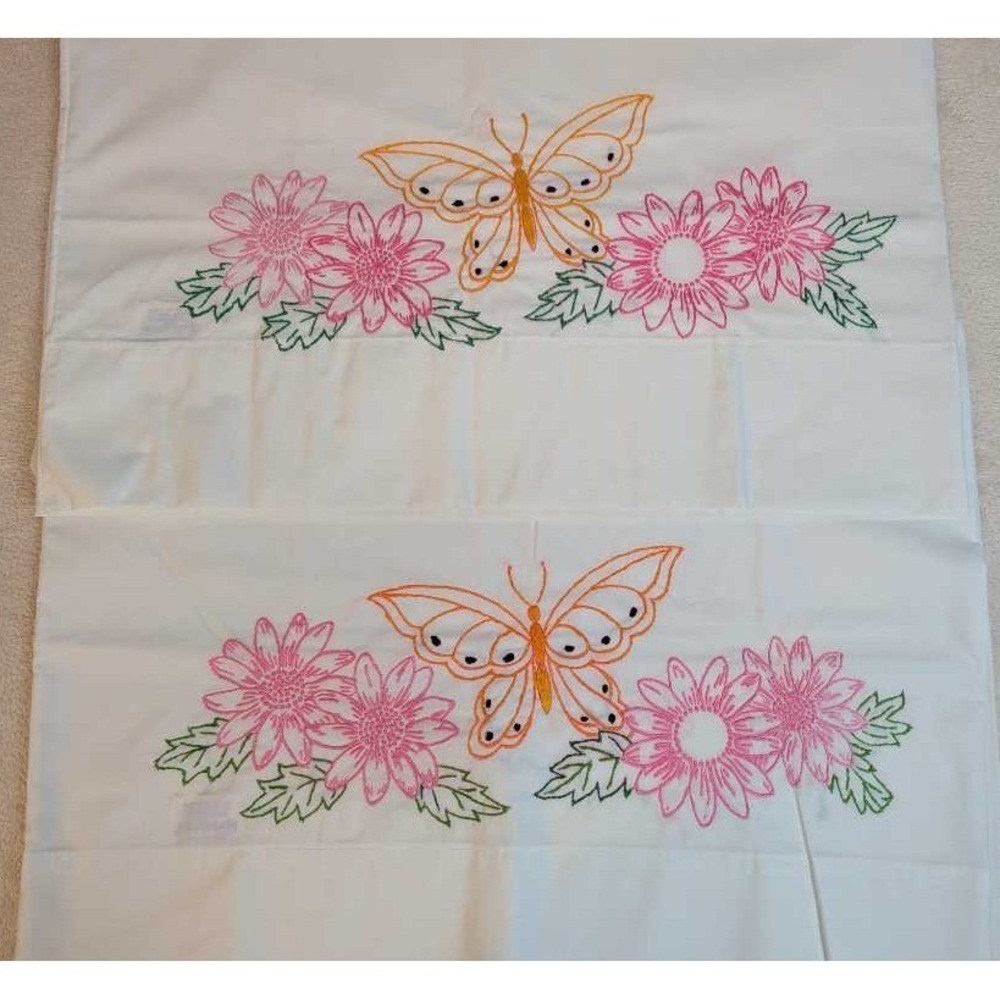 Springmaid Pillowcases White Floral Butterfly Embroidered 20x26 Cotton Set of 2